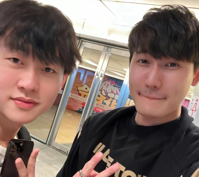 Karsa重返赛场，比赛局势复杂首场状态出色，美国队观众沸腾！上演精彩一战的简单介绍