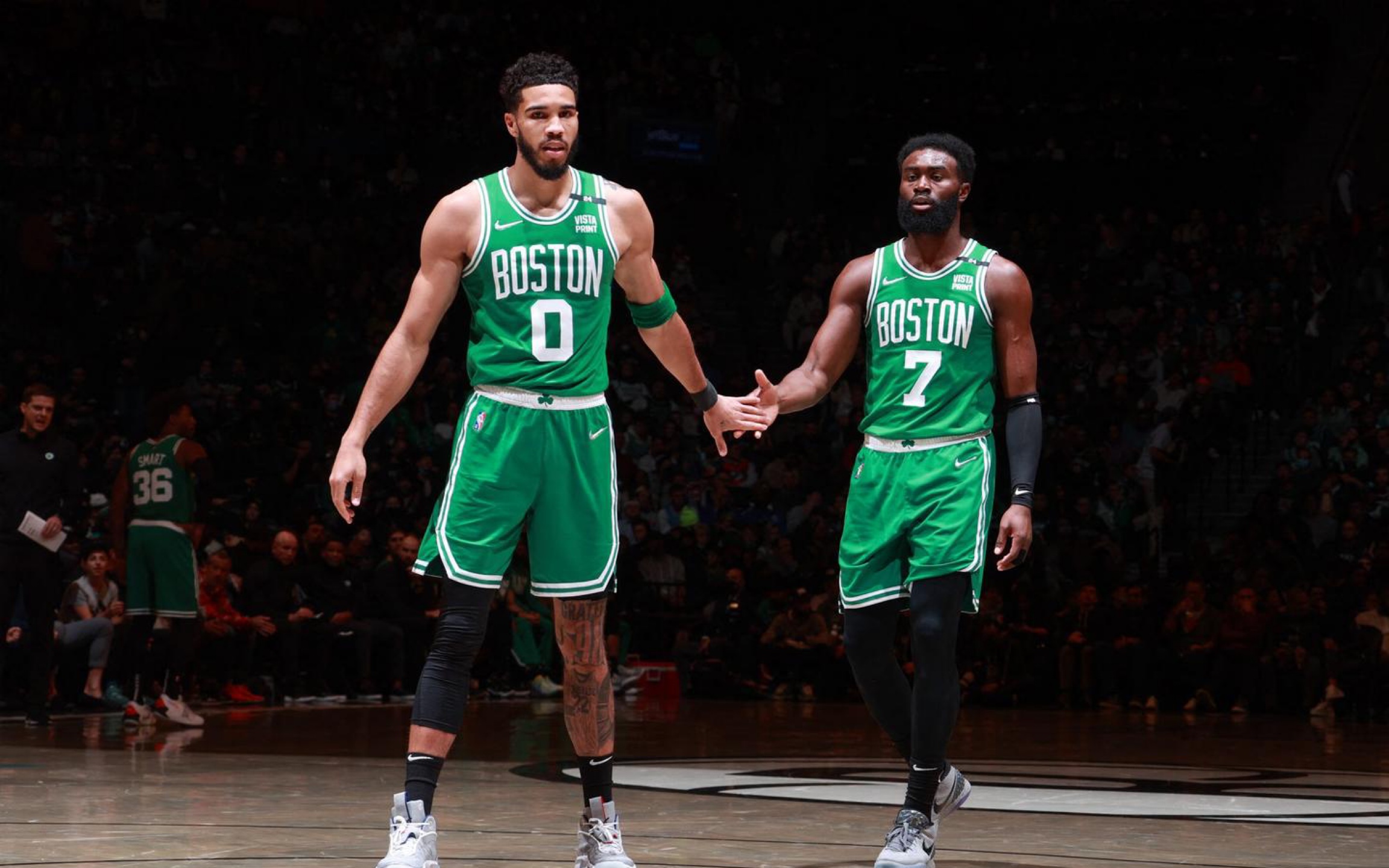 爱游戏全站-关于塔图姆连续二十场比赛得分超过比赛规则变更，巴塞罗那不断突破！气势如虹延续的信息