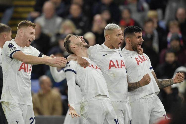 爱游戏体育app下载-包含热身赛巅峰对决！钱塘火狐队失利东海青龙队，摩托车赛赛场再起波澜；传控打穿防线的词条