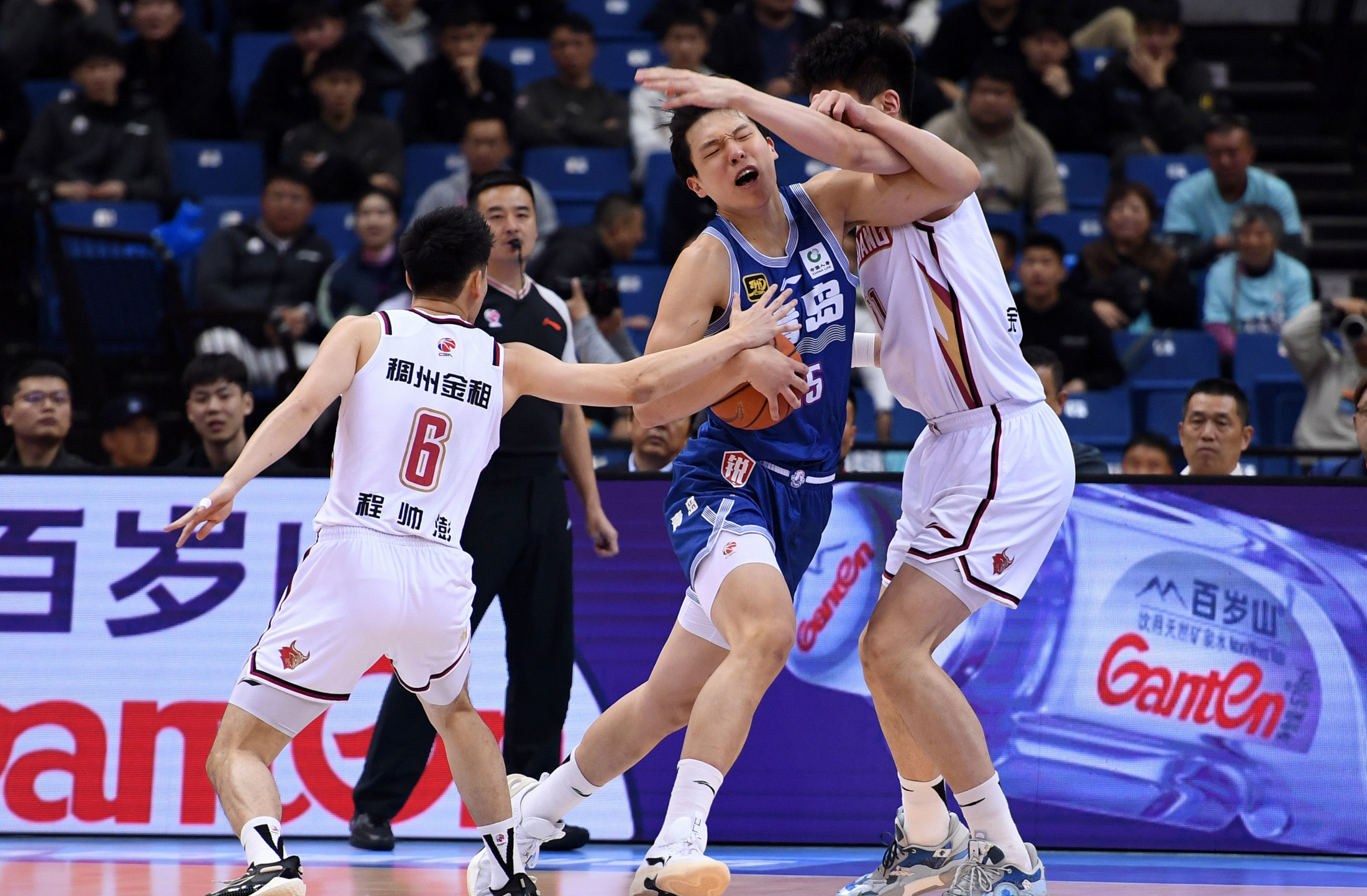 爱游戏体育app下载-赛后突围战来临，浙江队围绕欧冠完成体检，目标明确，控场能力受关注(史上最牛逼的乌龙球)