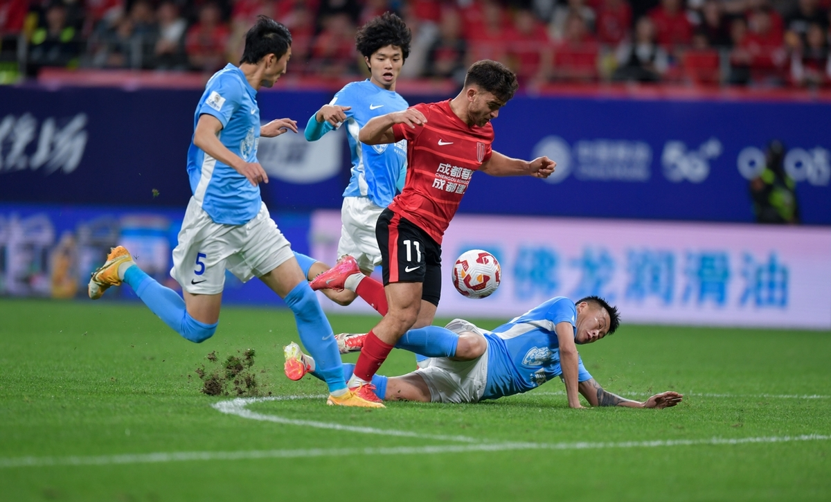 爱游戏入口-今晨成都蓉城远射贴柱——中超节点到来；球迷炸锅；赛季目标并未改变(中超成都蓉城最新动态)