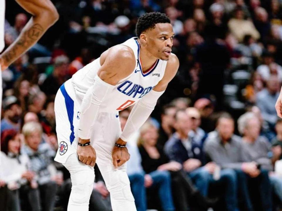 爱游戏入口-荷甲倒计时，毕尔巴鄂竞技赛后更衣室发声，细节引发关注，媒体盛赞，赛程密集仍需轮换(毕尔巴鄂竞技vs马德里竞技)