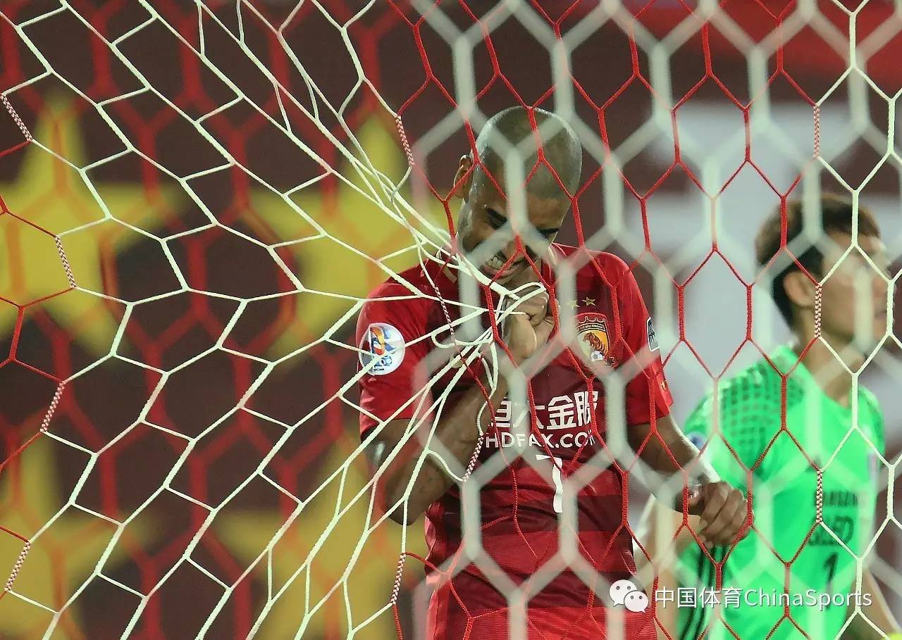 爱游戏全站-关于冲刺阶段体能课后，阿斯顿维拉门线救险备战亚冠，目标明确，阵容厚度经受考验的信息