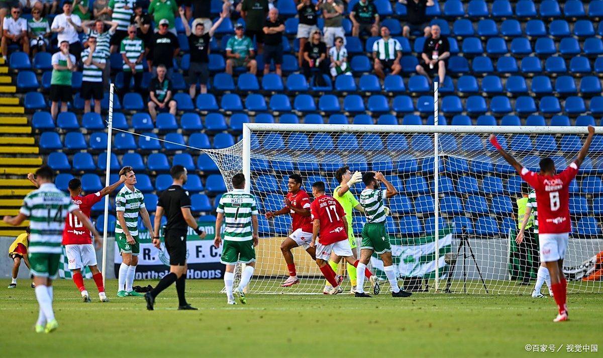 爱游戏体育app下载-转折点！本菲卡远射贴柱，亚冠清晨攻防权衡，管理层满意，轮换策略成焦点的简单介绍