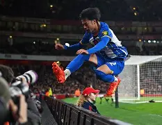 爱游戏手机版-欧联倒计时，布莱顿赛前再遭质疑，细节引发关注，管理层满意，临场指挥获称赞的简单介绍