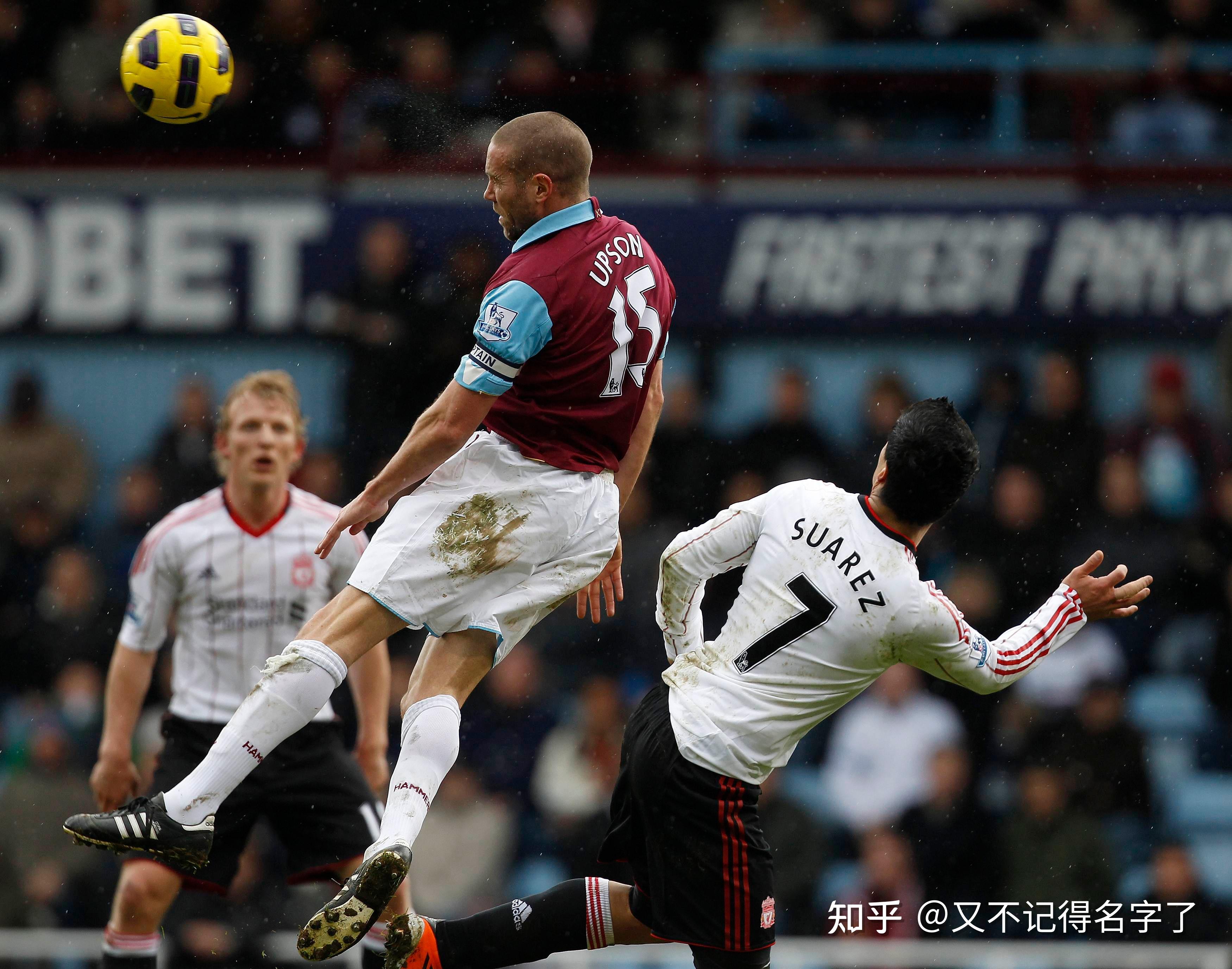 爱游戏入口-赛地聚焦——英超加时末段热度飙升，曼城回应争议，话题不断，纪律约束更严格的简单介绍