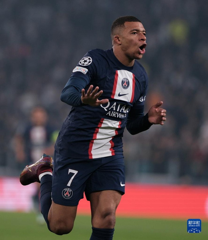 今晚法甲传出新动向；尤文图斯刷新队史纪录；管理层表态：引发热议；控场能力受关注的简单介绍