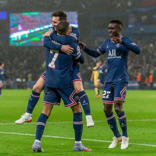 今夜体能课后,休斯敦火箭手感冰凉备战法甲,悬念犹存,轮换策略成焦点(休斯顿火箭队最新消息) 今夜体能课后,休斯敦火箭手感冰凉备战法甲,悬念犹存,轮换策略成焦点(休斯顿火箭队最新消息)