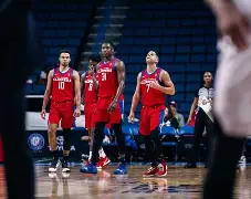 萨克拉门托离旧金山多远