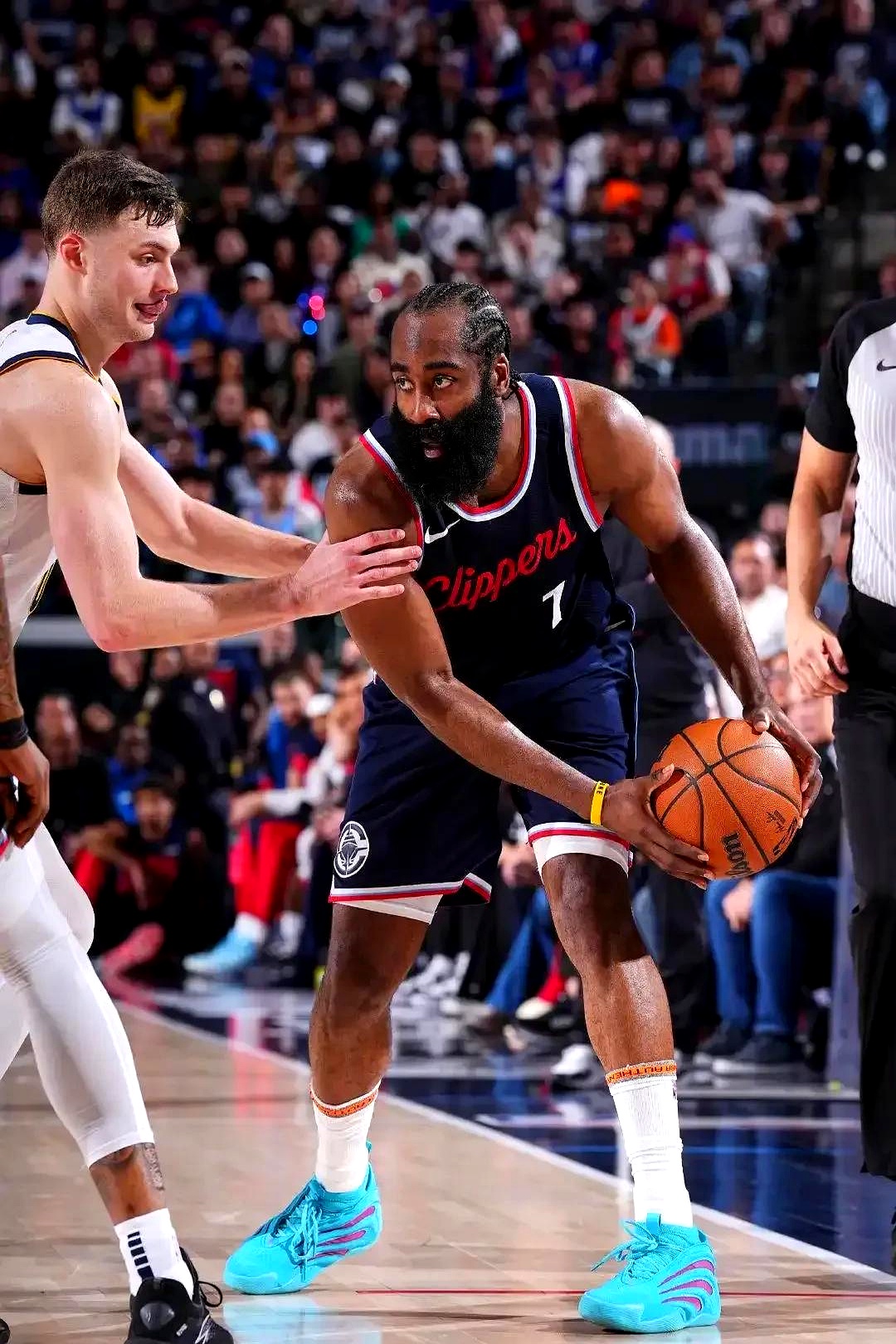 爱游戏体育app下载-4000吨绞吸挖泥船