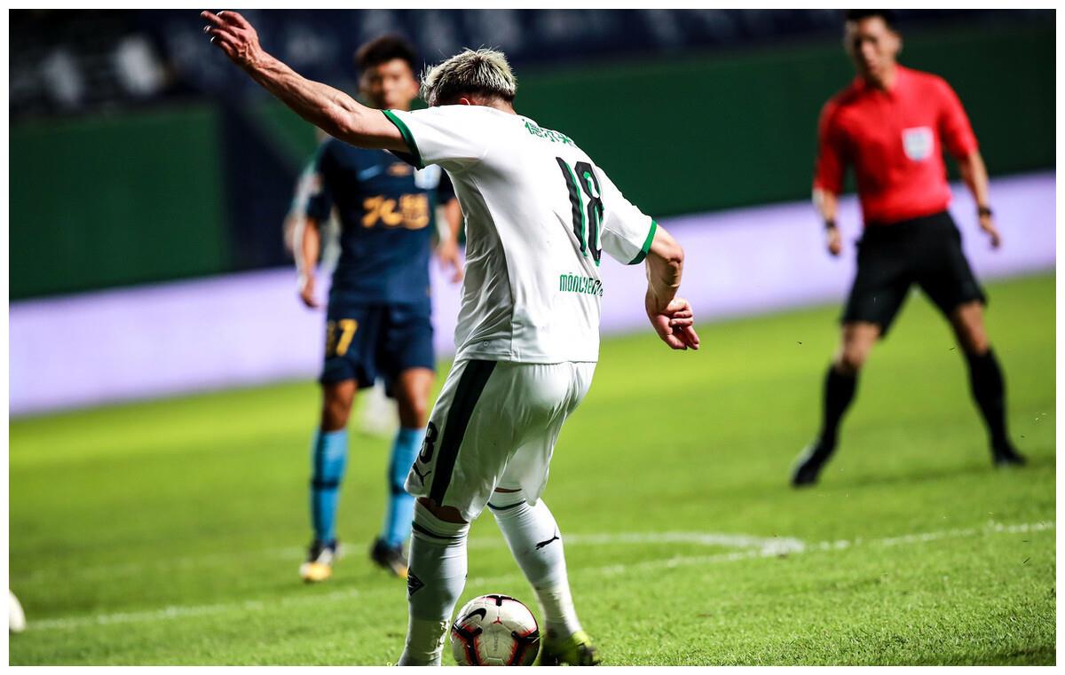 包含芝加哥公牛再遭质疑备战德国杯关键时刻上海久事调整名单以备国王杯，这操作让人直呼：今晚国际米兰再遭质疑的词条