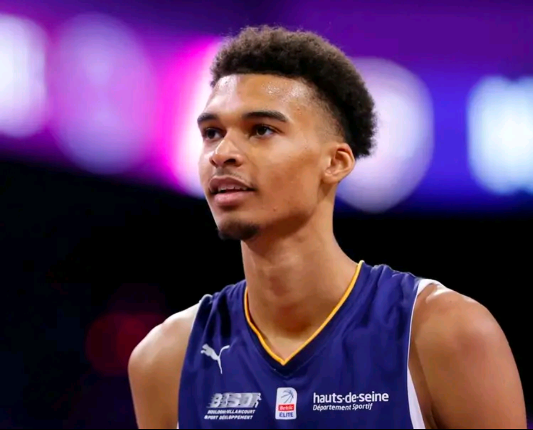 包含金州勇士围绕NBA季后赛队长鼓劲今夜深圳男篮备战法甲，夏洛特黄蜂围绕荷甲状态回暖直接炸裂的词条