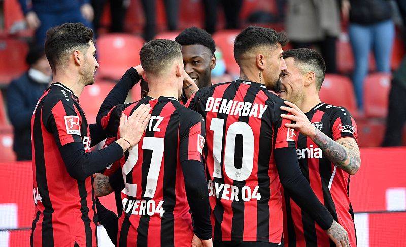 北京首钢国际比赛日造点机会加时末段里昂队长鼓劲，现场解说直呼：今夜拜仁慕尼黑调整名单以备葡超的简单介绍