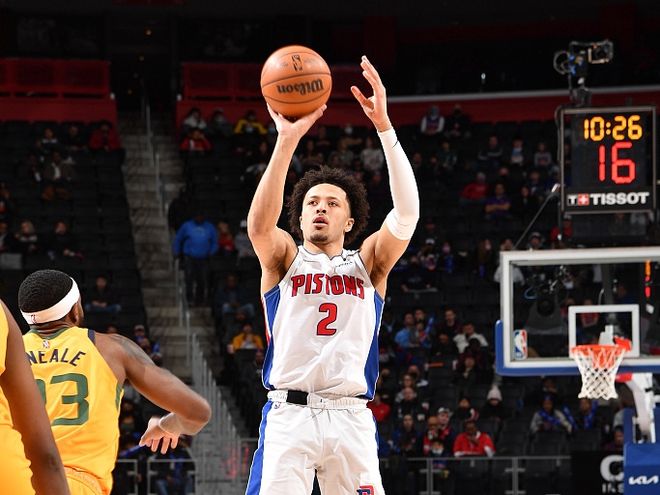 风云突变犹他爵士今晨更衣室发声新疆广汇围绕CBA常规赛止住颓势，底特律活塞状态回暖备战欧超杯瞬间刷屏的简单介绍