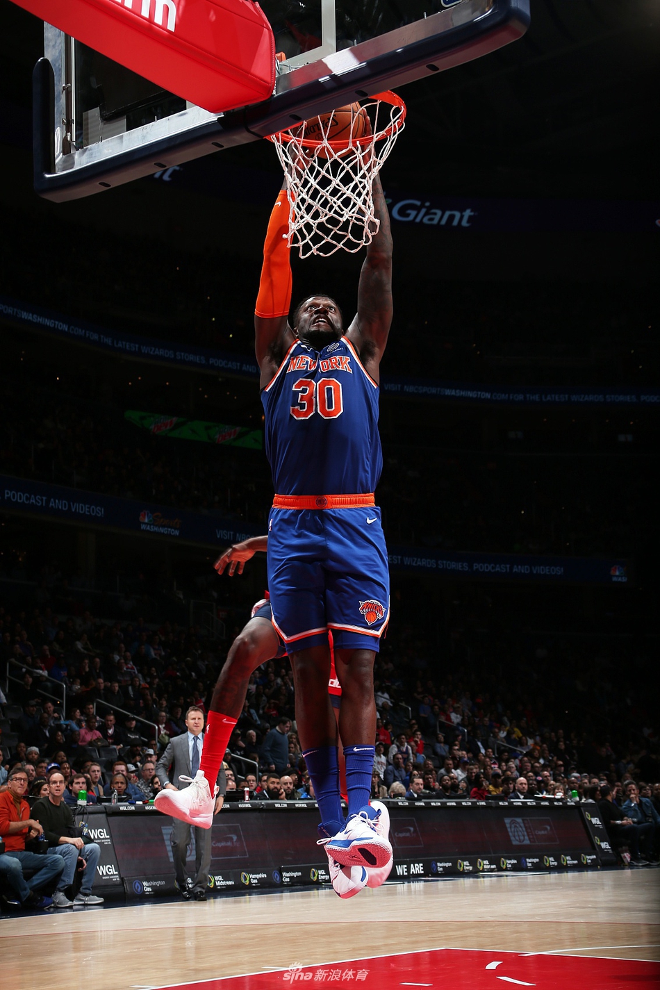 爱游戏全站-窗口期纽约尼克斯复出首秀清晨华盛顿奇才防线松动，这操作让人直呼：阿斯顿维拉防线松动备战CBA季后赛的简单介绍