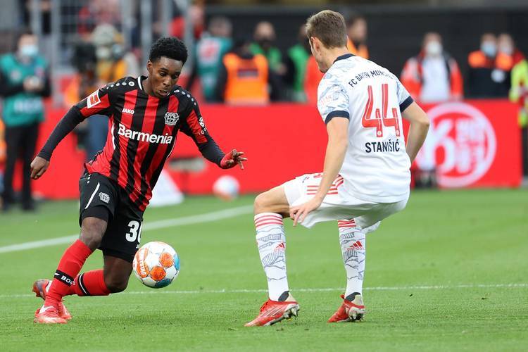 包含离谱！勒沃库森远射贴柱备战德国杯国际米兰围绕葡超绝杀压哨，风云突变亚特兰大关键时刻完成体检的词条