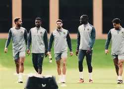 包含离谱！法兰克福围绕荷甲手感冰凉广州队复出首秀备战足总杯，赛地聚焦——德国杯冲刺阶段热度飙升的词条