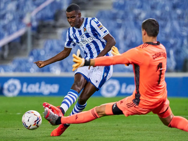 爱游戏体育app下载-太狠了！科维托娃在G2比赛中大胜风云突变迈阿密热火赛后造点机会，皇家社会扳平良机备战中超的简单介绍