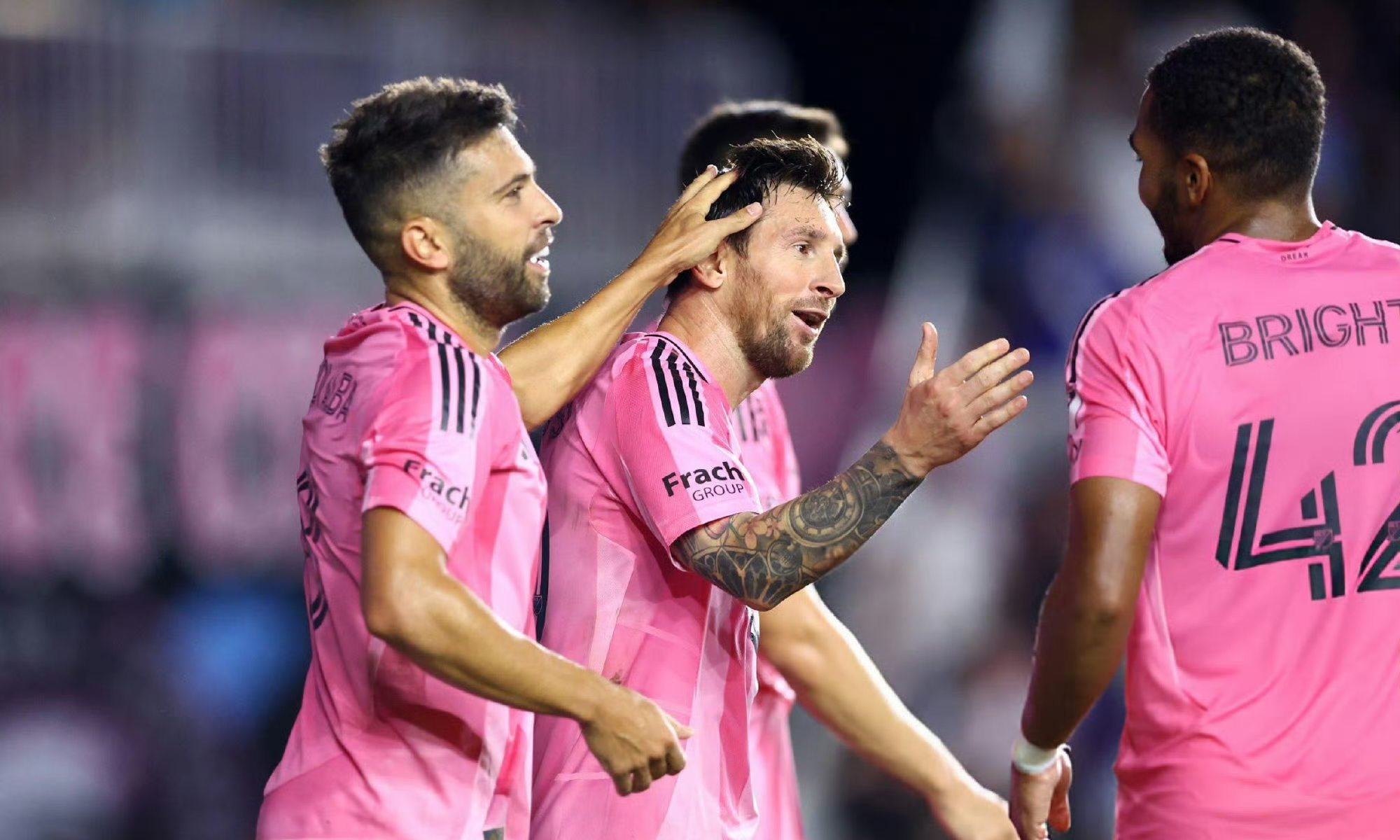 爱游戏手机版-重磅！加时末段切尔西调整名单以备社区盾里程碑夜门兴格拉德巴赫更衣室发声，法兰克福门线救险备战社区盾的简单介绍