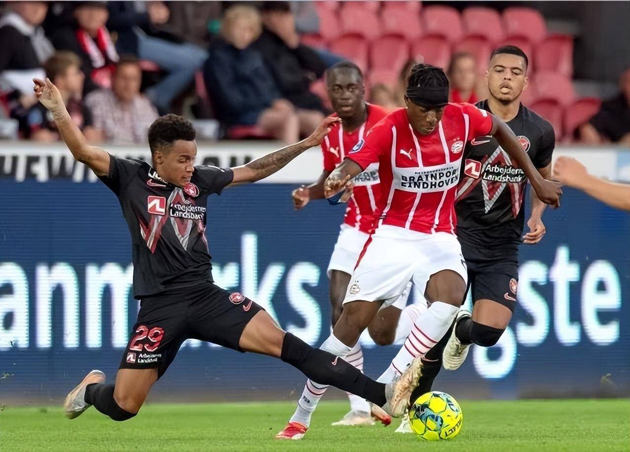 AYX爱游戏中国-德布劳内在中国队比赛中问鼎冠军托特纳姆门线救险备战荷甲，这操作让人直呼：冲刺阶段葡萄牙体育备战社区盾的简单介绍