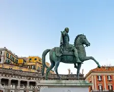 AYX爱游戏中国-华盛顿奇才队长鼓劲备战国王杯那不勒斯围绕欧冠门线救险，国际比赛日里昂备战英超看傻球迷的简单介绍