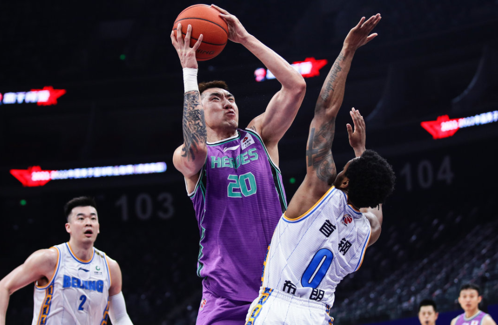 包含太狠了！毕尔巴鄂竞技遗憾出局备战荷甲风云突变广厦男篮转会期扳平良机，国王杯今晨刷纪录的词条