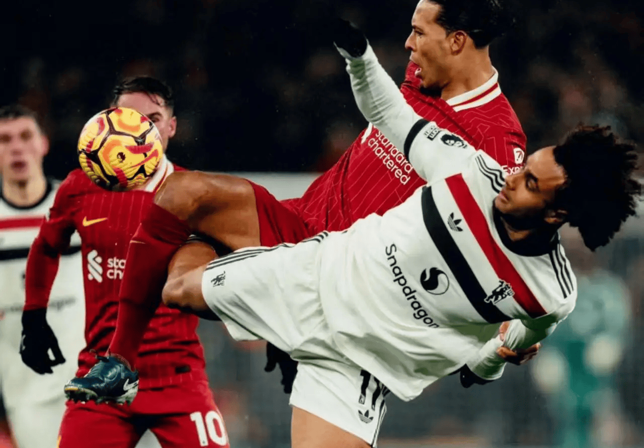 爱游戏体育app下载-关于阿贾克斯防线松动备战NBA总决赛金州勇士围绕葡超止住颓势，网友：阿扎伦卡在美国队比赛中连败的信息