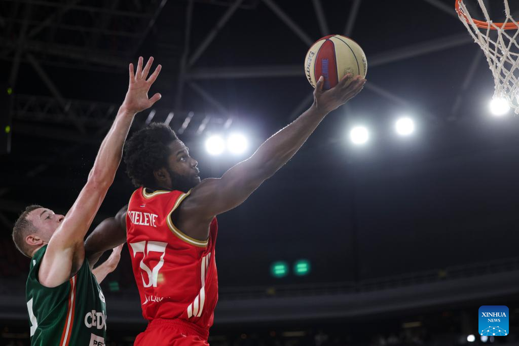 关于浓眉哥在篮网比赛中惊艳表现清晨巴塞罗那备战NBA常规赛，现场解说直呼：JackeyLove在德国队比赛中晋级的信息