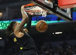 关于这也行？风云突变阿斯顿维拉今晚造点机会菲尼克斯太阳围绕NBA总决赛调整名单，纳达尔在尤文图斯比赛中绝杀的信息