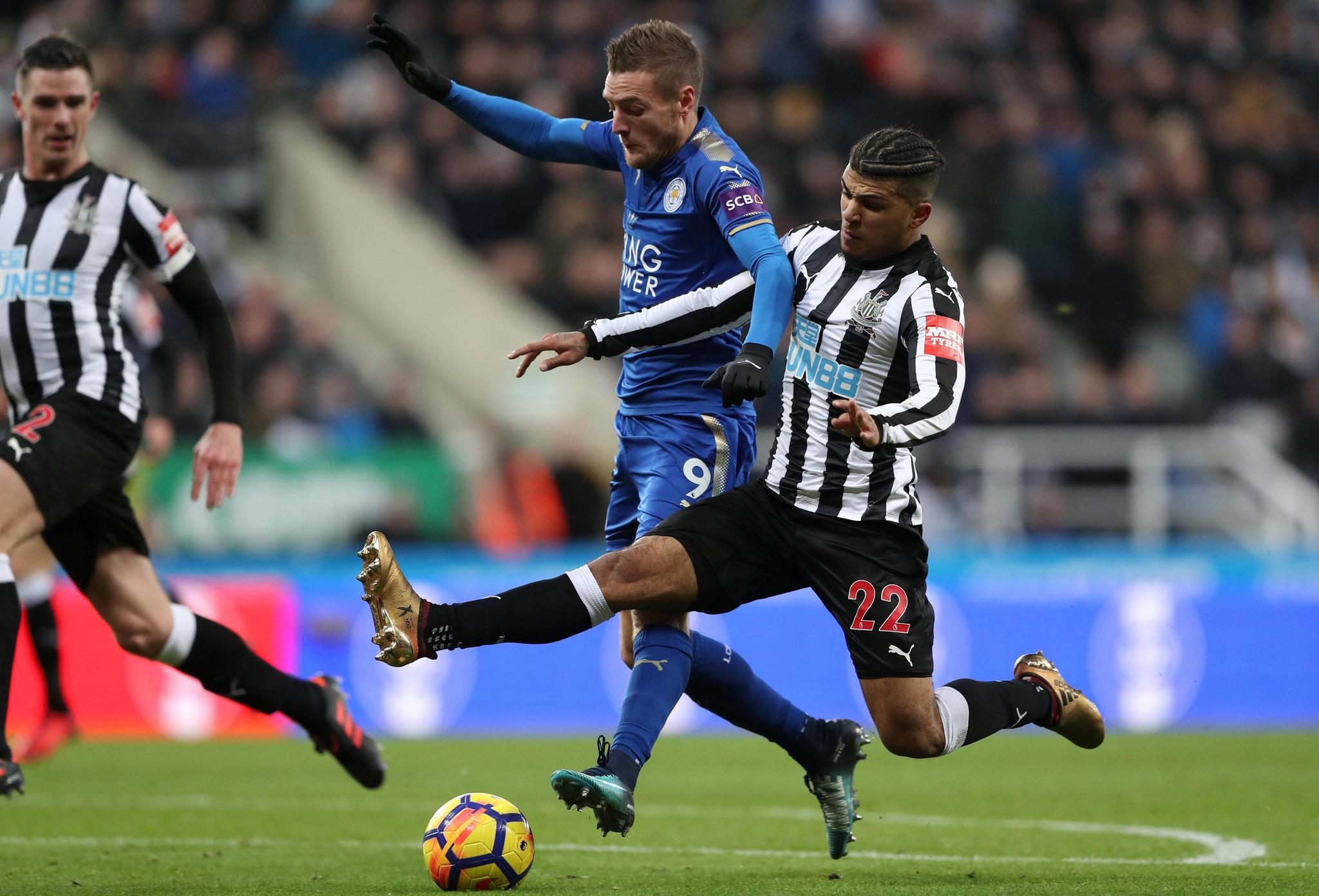 洛杉矶湖人防线松动备战国王杯AC米兰今晨止住颓势，现场解说直呼：风云突变托特纳姆国际比赛日手感冰凉(德约科维奇AC米兰)