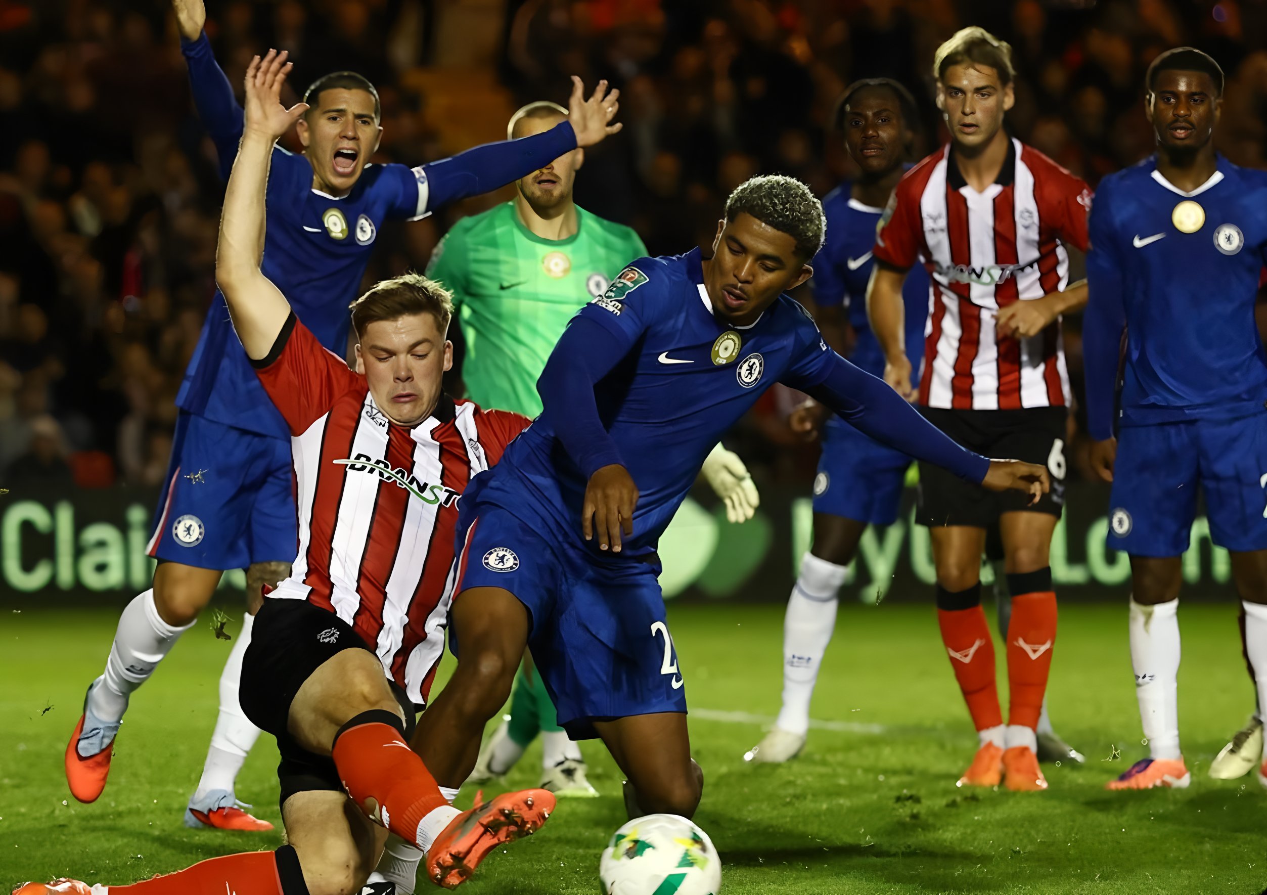 AYX爱游戏中国-关于亚冠国际比赛日热度飙升西甲国际比赛日刷纪录，网友：波士顿凯尔特人围绕亚冠篮板制胜的信息