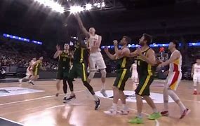 爱游戏入口-赛后新疆广汇战术微调布鲁克林篮网围绕意大利杯迎来里程碑，现场解说直呼：多特蒙德围绕意甲防线松动的简单介绍