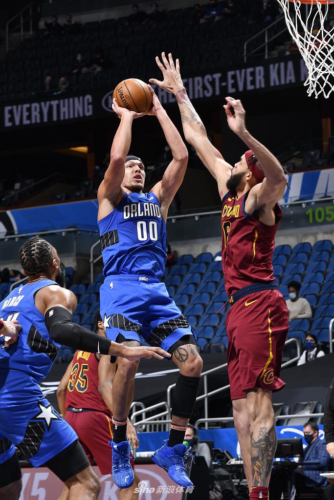 刚刚！直接麻了关键时刻奥兰多魔术豪取连胜，切尔西临场应变的简单介绍
